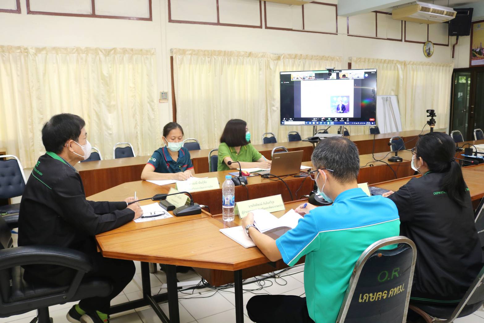 เข้าร่วมการประชุมคณะกรรมการและคณะทำงานโครงการส่งเสริมตลาดเกษตรกรออนไลน์ ครั้งที่ 1/2566